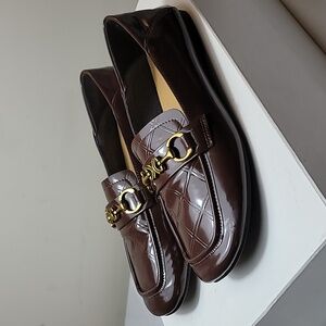 Basto brown patent leather loafers size 38(US 7.5)